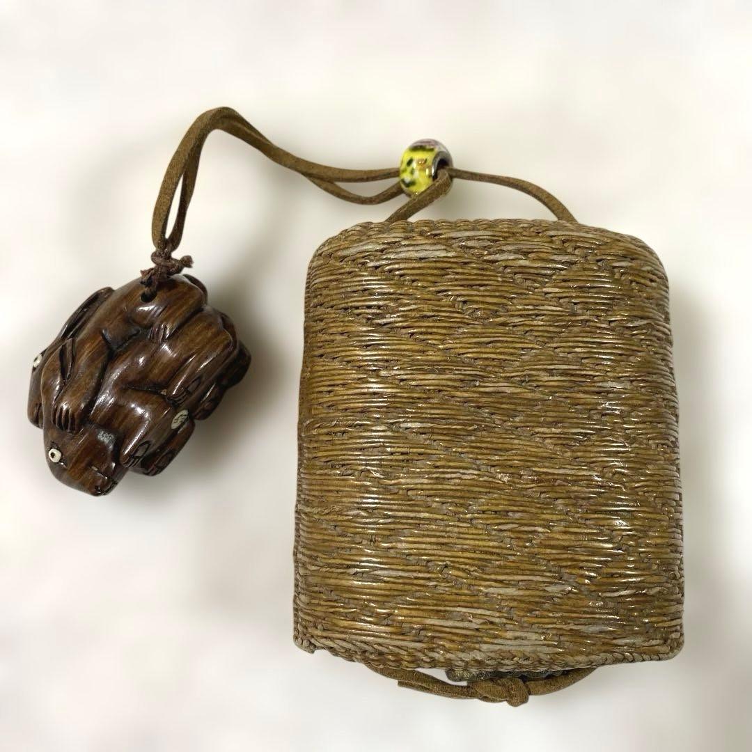 A-6 提物　下げ物　竹細工　在銘　根付　小物入れ　雑貨　時代物　美術品　工芸品