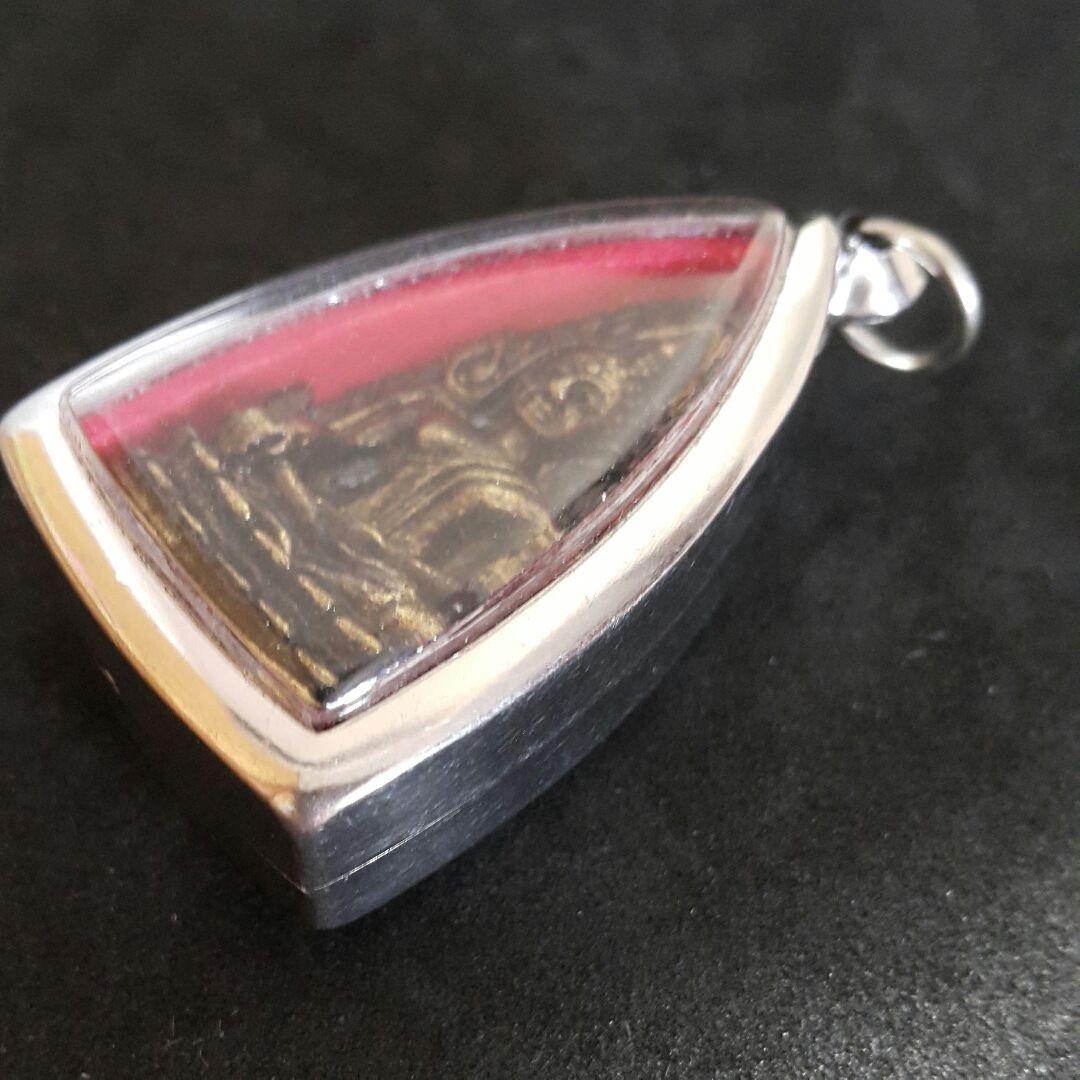 プラクルアン タイのお守りA25プラチンナラート 仏像 開運