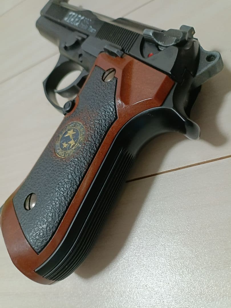 【中古品】東京マルイ ガスガン「サムライエッジ」＆ホルスター付き