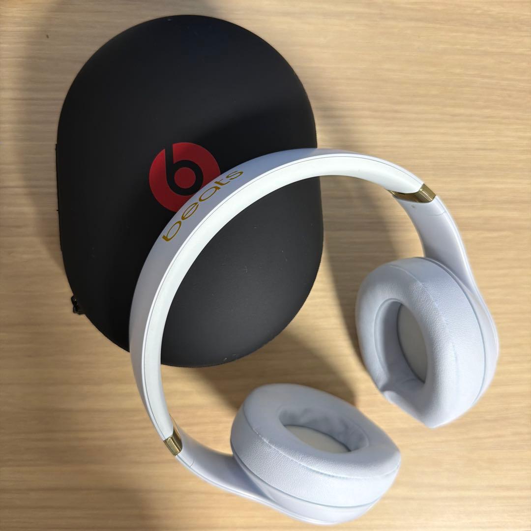 Beats Studio3 Wireless ホワイト
