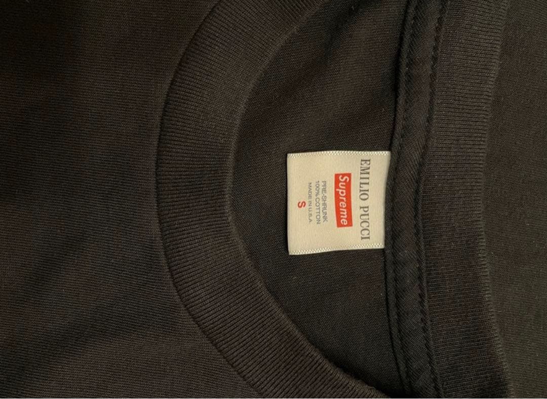 Supreme Tシャツ