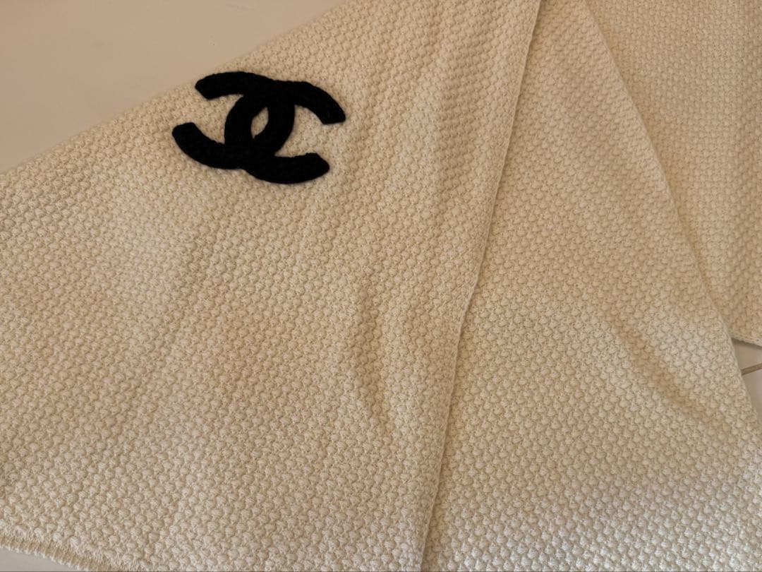 新品　CHANEL マフラー　スカーフ