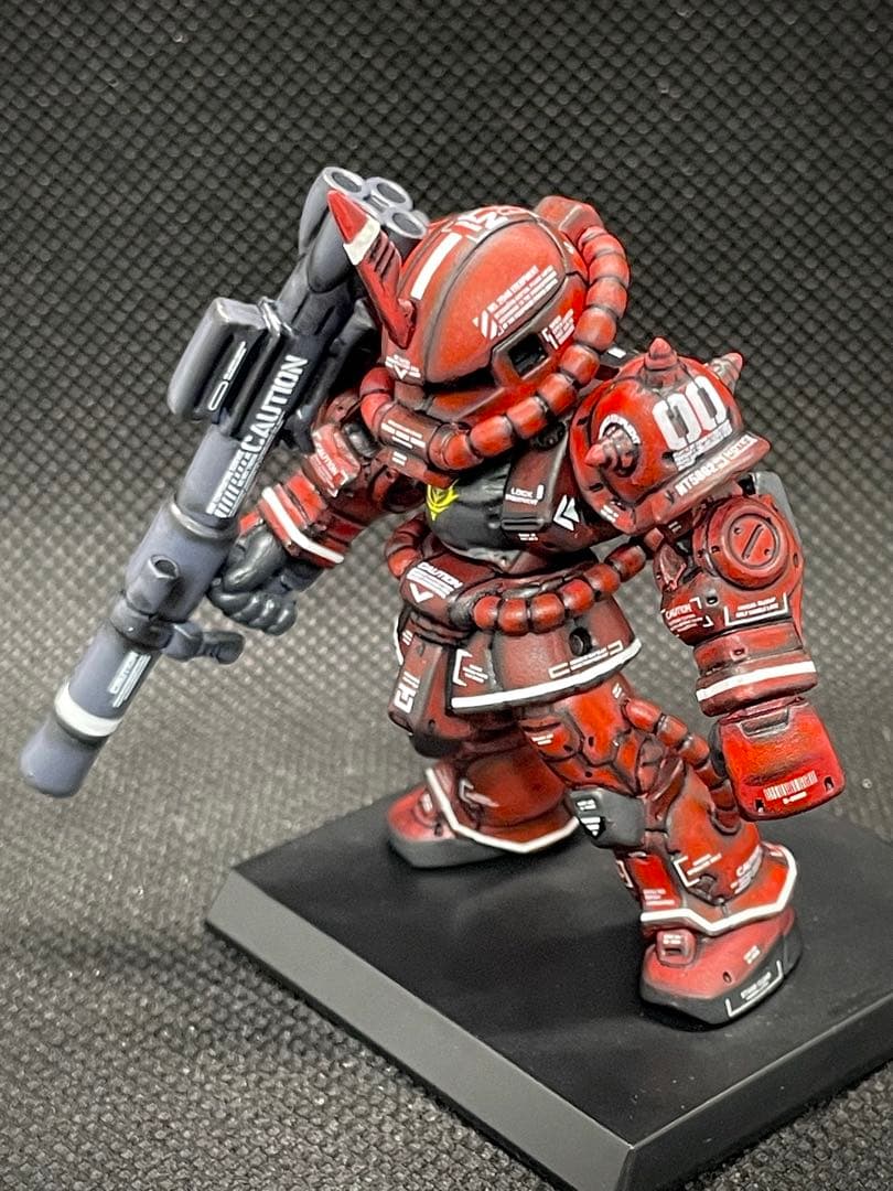 【送料無料】ガンダムコンバージ シャア専用ザクII オリジン版 リペイント