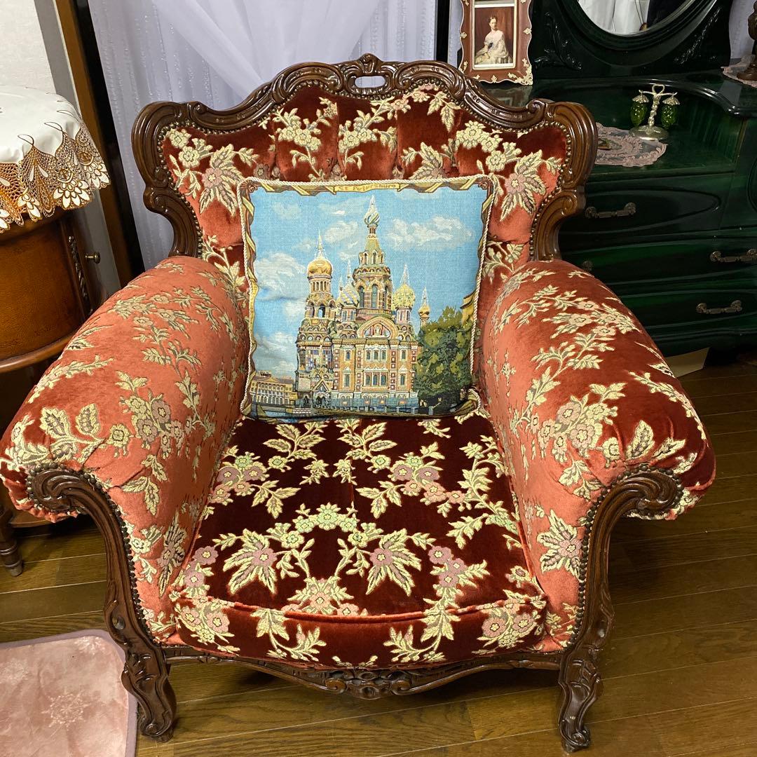 金華山　イタリア　クラシック赤色ベルベットアームソファ