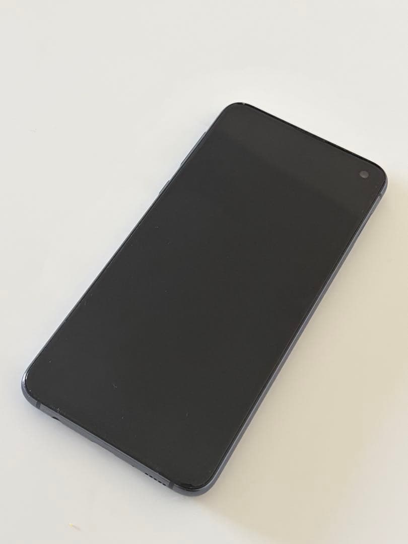 Samsung Galaxy S10e ブラック