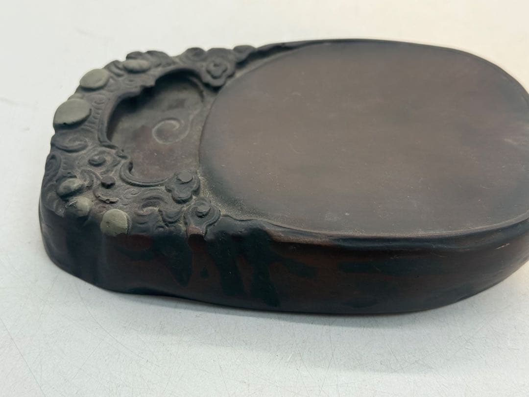 中国　端硯　水石硯　如意雲彫　詩紋刻　重さ約1.2kg 送料込み260106