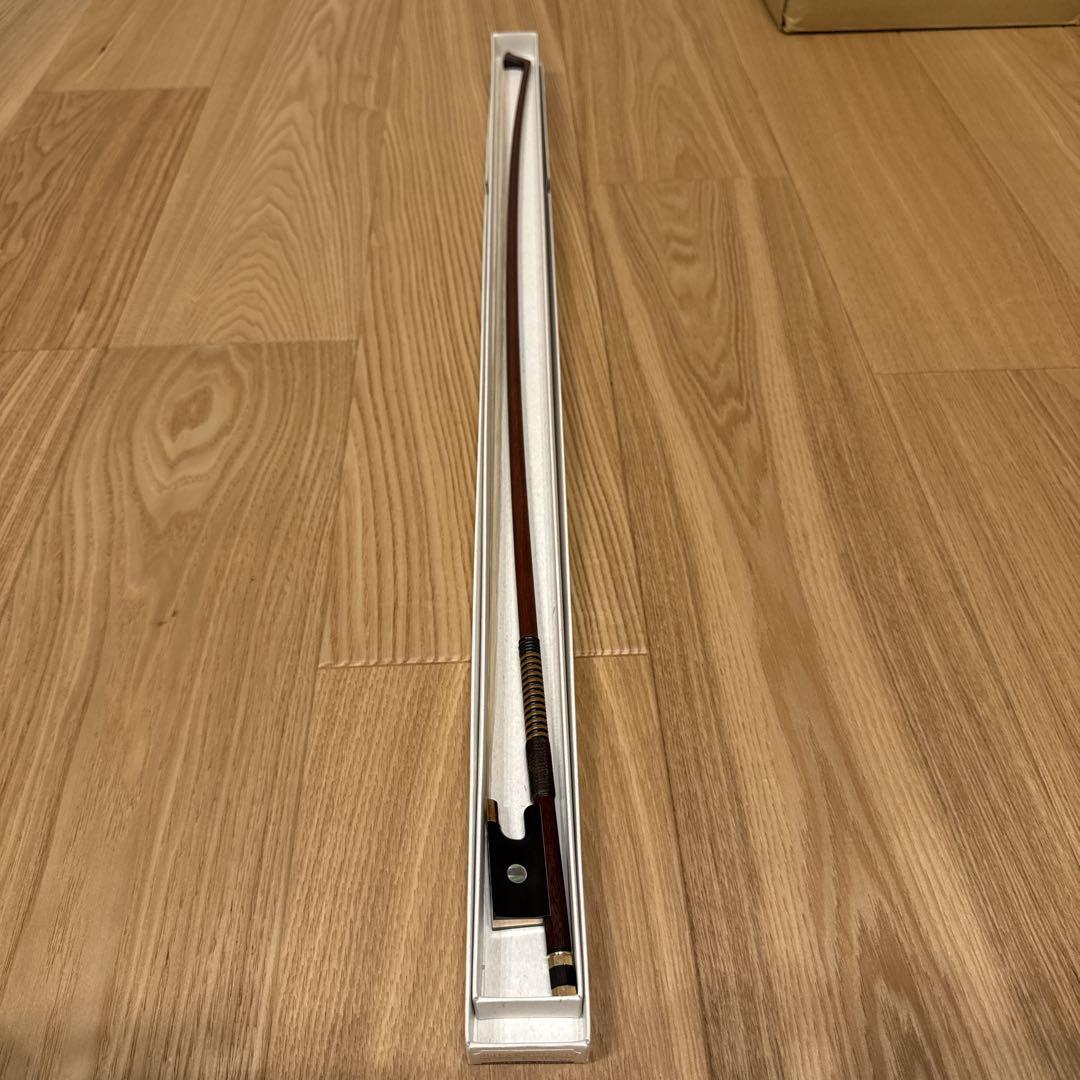 希少　金黒檀　鈴木バイオリン 弓　No.97　4/4