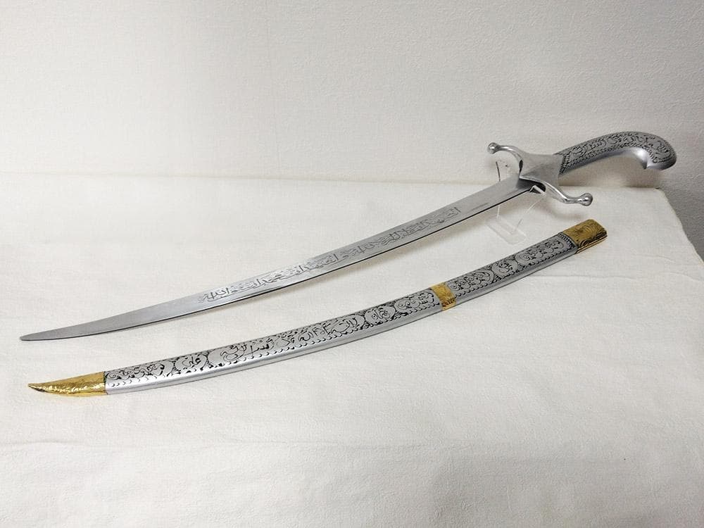 ◆新品　イスラム王の剣（刀）シルバー・戦士・コスプレ・コレクション　銃刀法ＯＫ