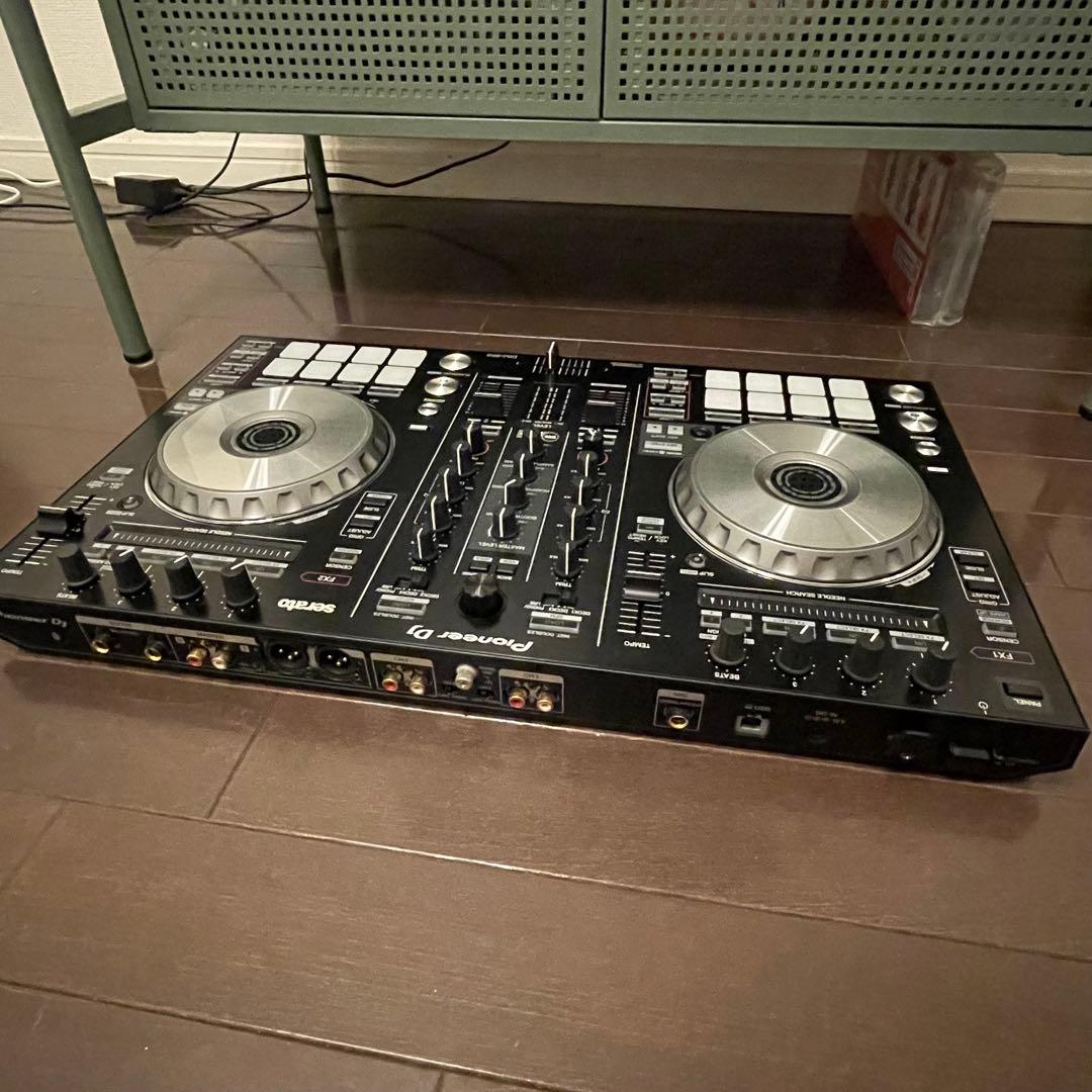 パイオニア DDJ-SR2 DJコントローラー