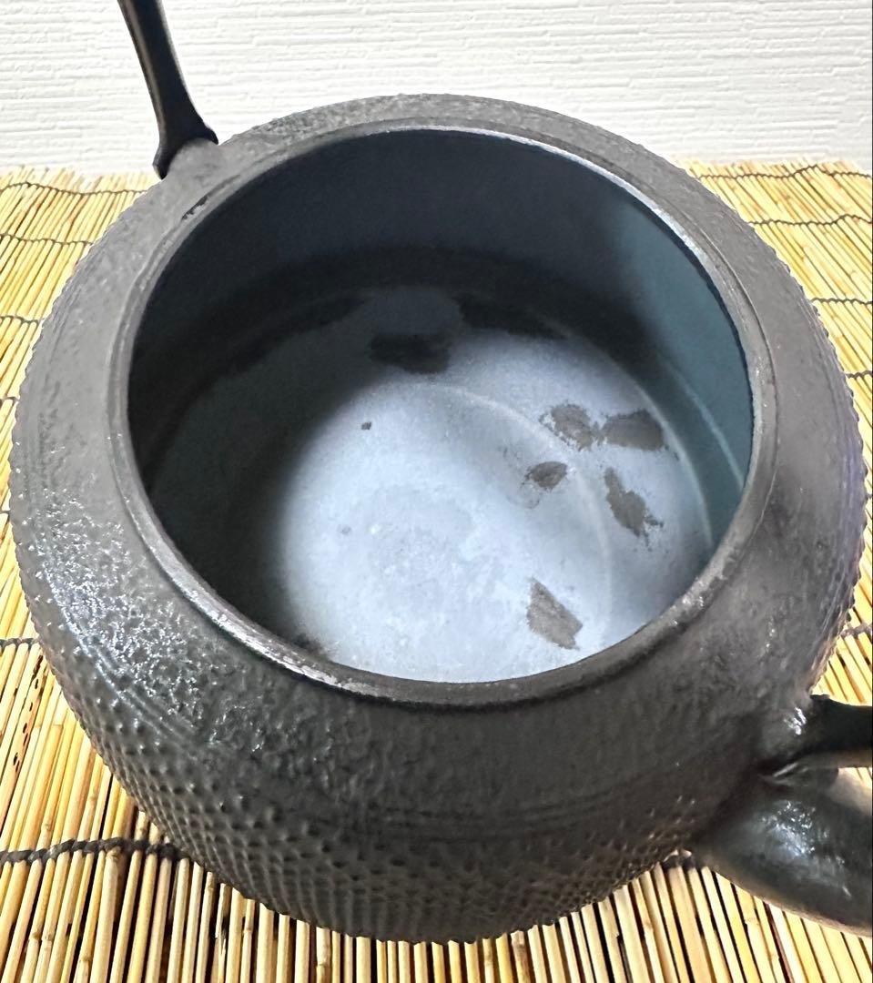 未使用品　工房和秋 金野 和秋作 １５型九重アラレ　南部鉄瓶　南部鉄器　鉄瓶