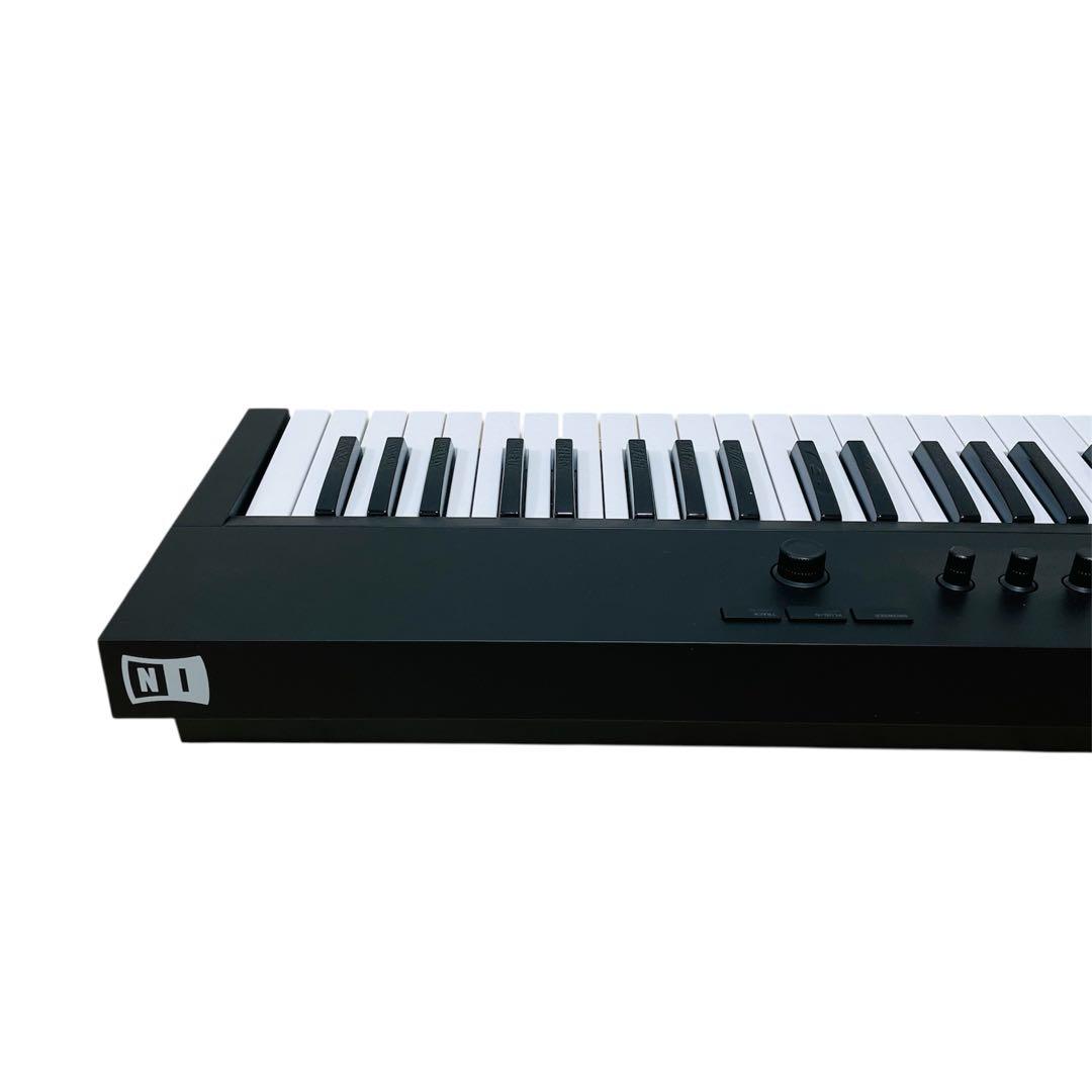 Native Instruments KOMPLETE A61MIDIキーボード