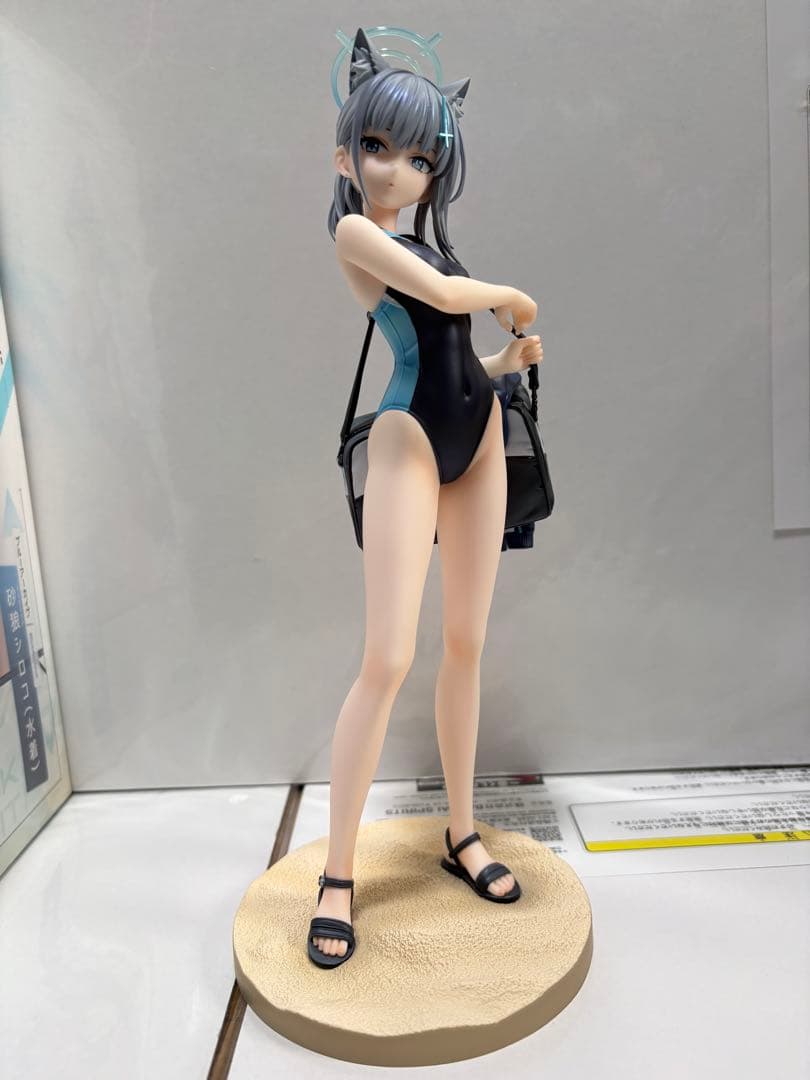ブルーアーカイブ　十六夜ノノミ(水着) フィギュア　砂狼シロコ（水着）フィギュア