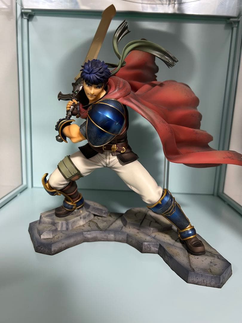 ファイアーエムブレム アイク 1/7 完成品フィギュア