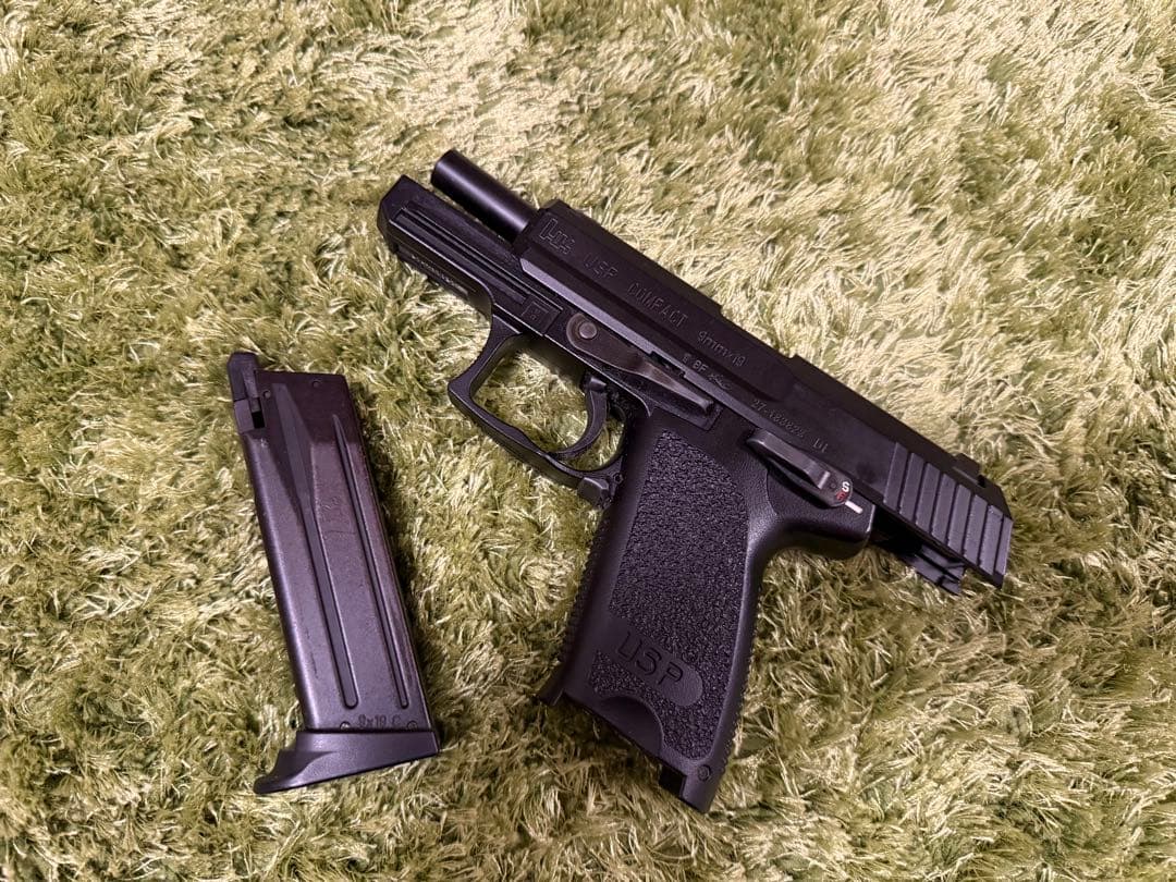 東京マルイ　USPコンパクト ガスガン ブラック 付属マガジン