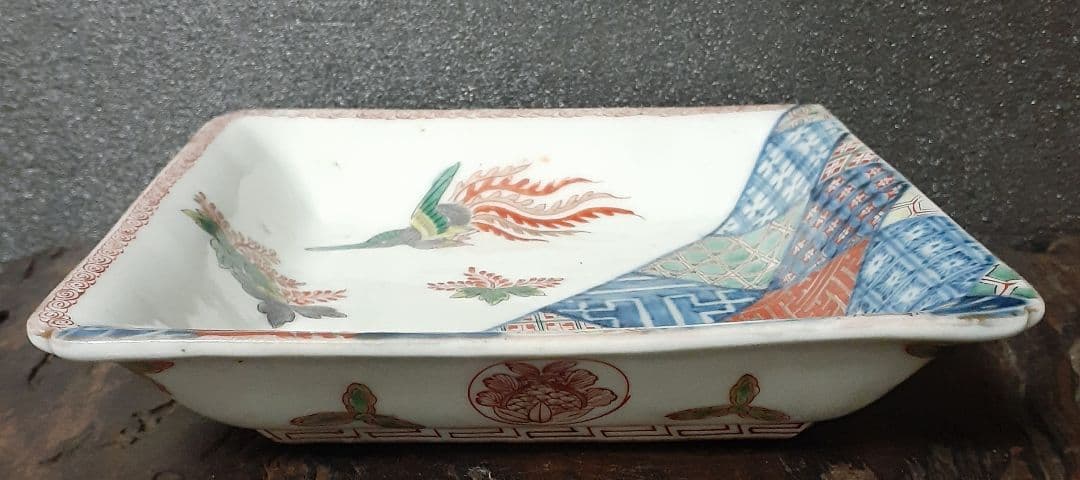 【珠玉逸品❗️】江戸時代　古伊万里　柿右衛門様式　鳳凰に桐　区割り文様　四方深皿