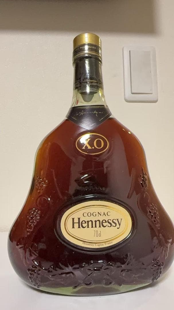 ヘネシー XO　金キャップ　グリーンボトル　ブランデー　コニャック　700ｍｌ