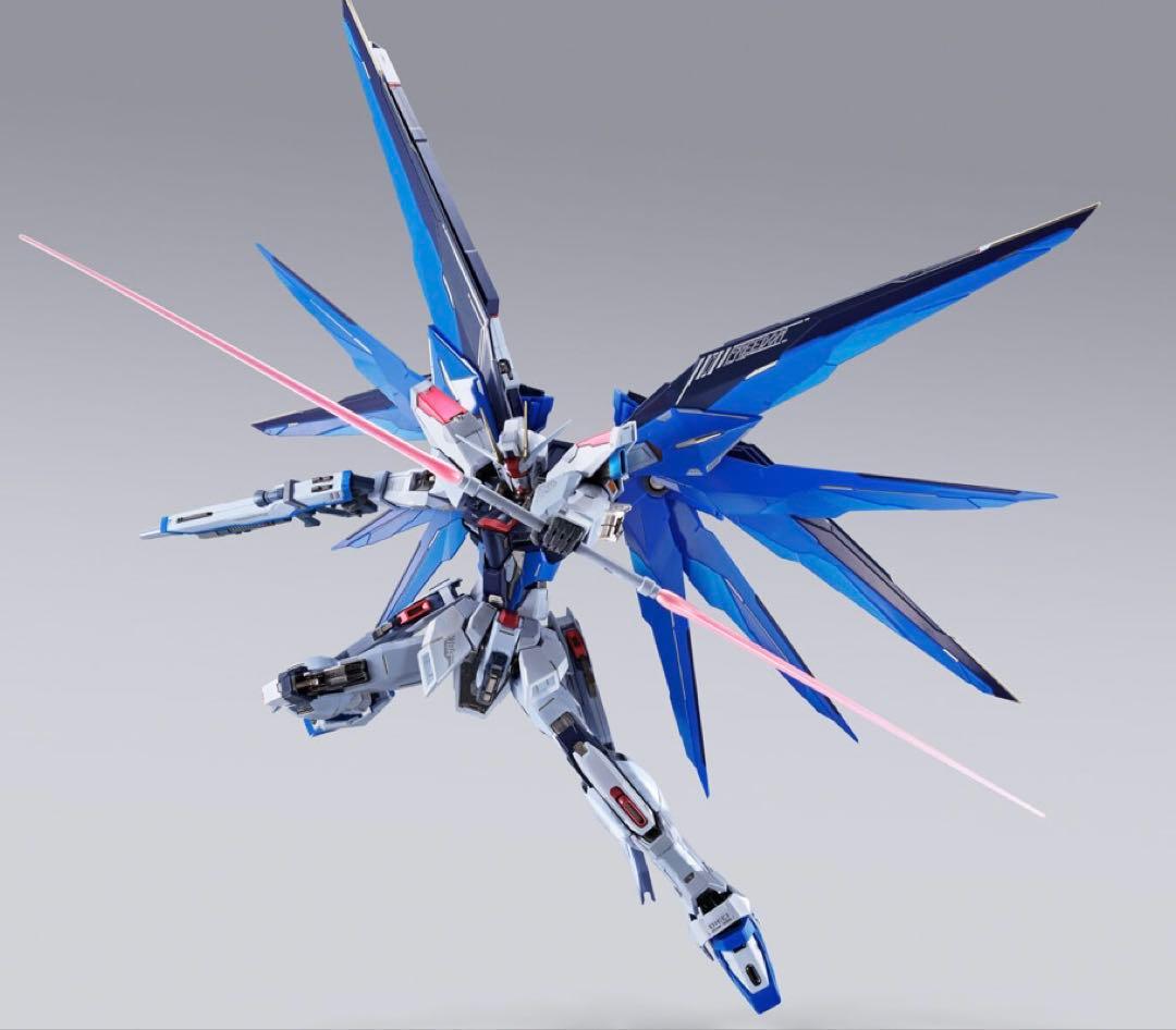 L BUILDフリーダムガンダムCONCEPT2 SPARKLE