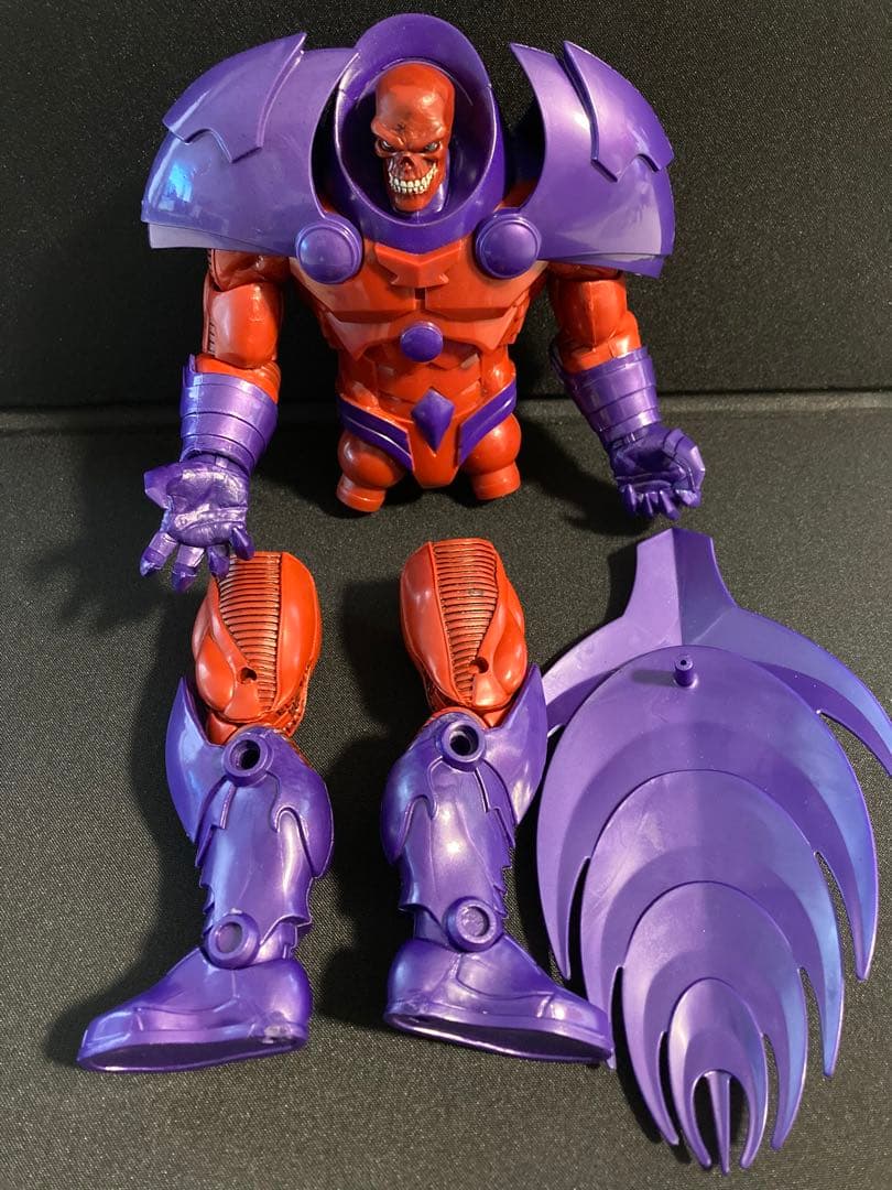 【週末限定値下】マーベルレジェンド レッドスカルオンスロート