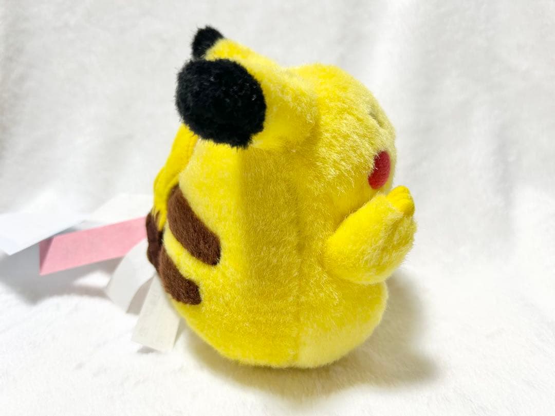 TOMY トミー ピカチュウ 初期ピカチュウ バンザイ　ぬいぐるみ①