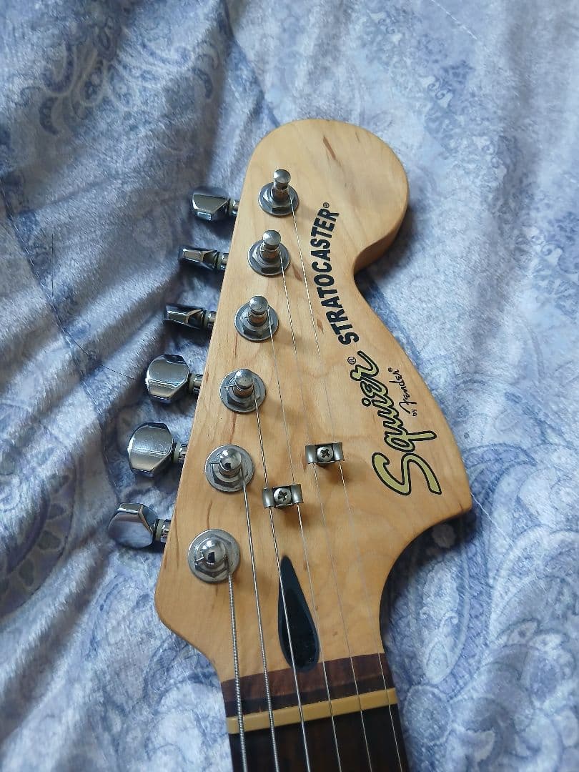 ギター Squier Deluxe Hot Rails Stratocaster