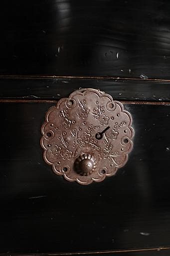 綺麗な丸金具庄内箪笥　抽斗6杯　タンス　収納　古家具　古民家　時代家具