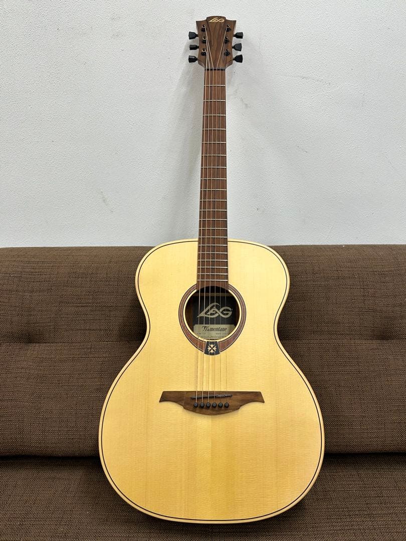 ⑦【美品】LAG Tramontane ギター　T70A エレアコ