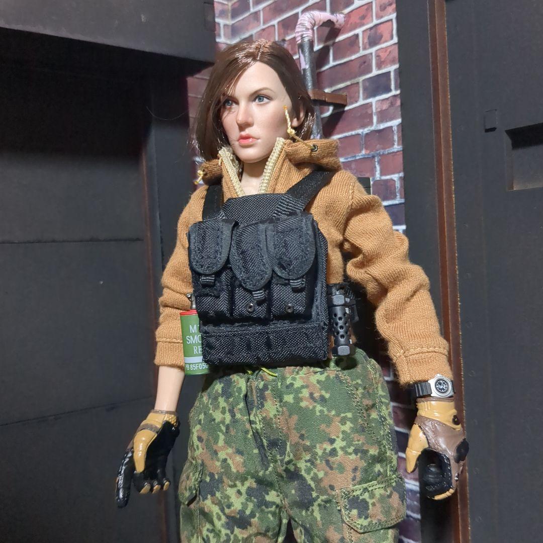 特殊部隊 1/6 12インチ 女性兵士　cs21