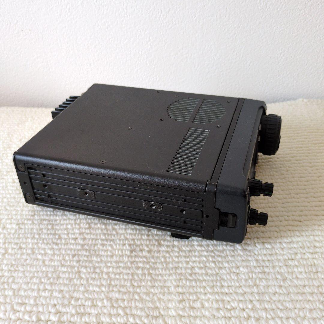 アマチュア無線機　ＩＣ-７０６ＭＫ２Ｇ
