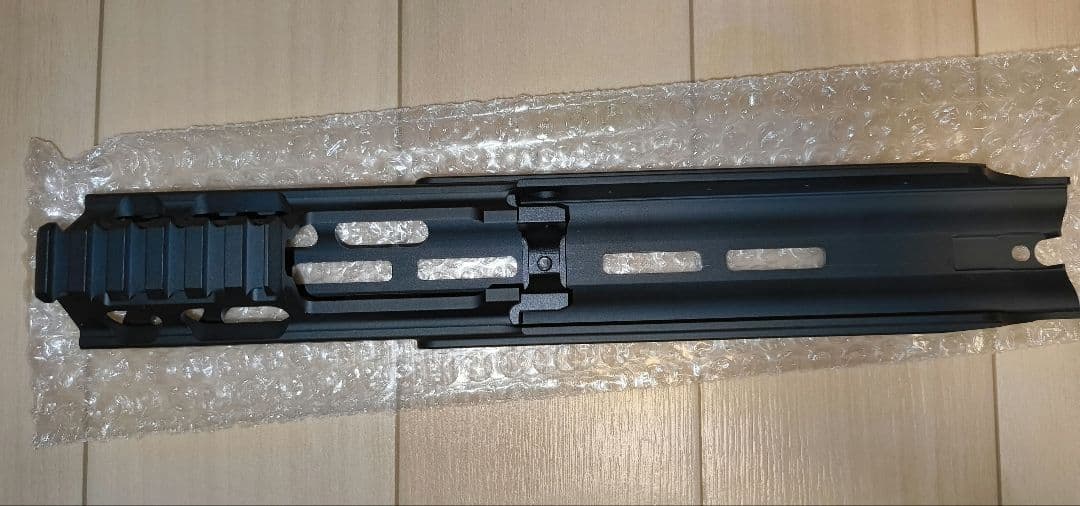 PTS Kinetic SCAR MREX M-Lok 4.9in ハンドガード