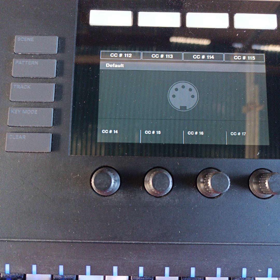 DTM・DAW KOMPLETE KONTROL S49
