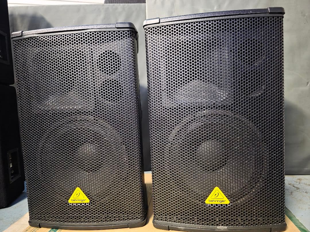 BEHRINGER EUROLIVE　B1220 PRO　➀ + ②　２台セット