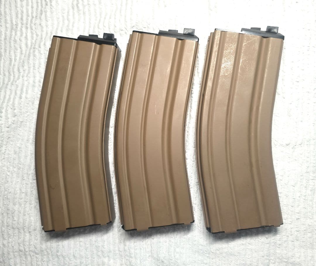 WE M4用　GBB　マガジン　オープンボルト用　3本セツト
