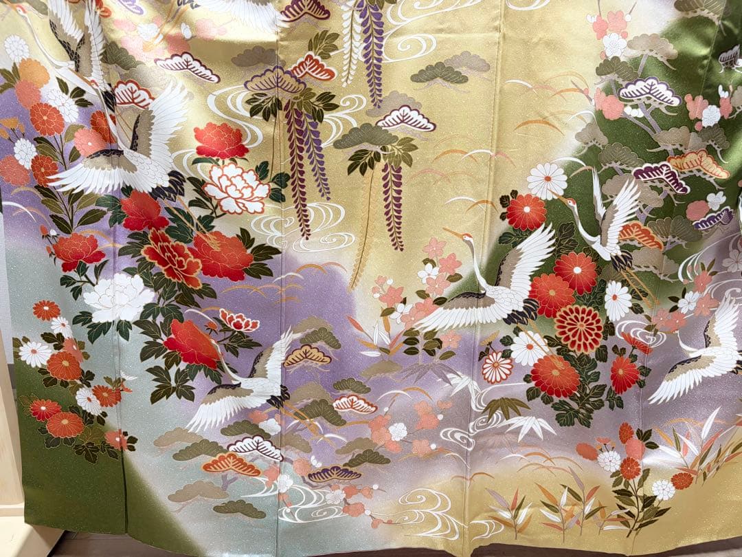 B5 鶴に季節の花々 金彩 正絹 袷 振袖 着物 成人式 K15