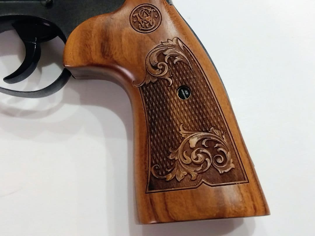 コクサイ S＆W 44マグナム M29 モデルガン 木製グリップ付き　(絶版)