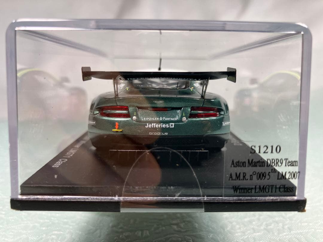 Spark Aston Martin DBR9 ル・マン24H2007クラス優勝