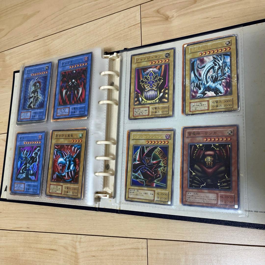 【初期】遊戯王カード　引退品　キラ含む　1054枚　まとめ売り　ファイル付き
