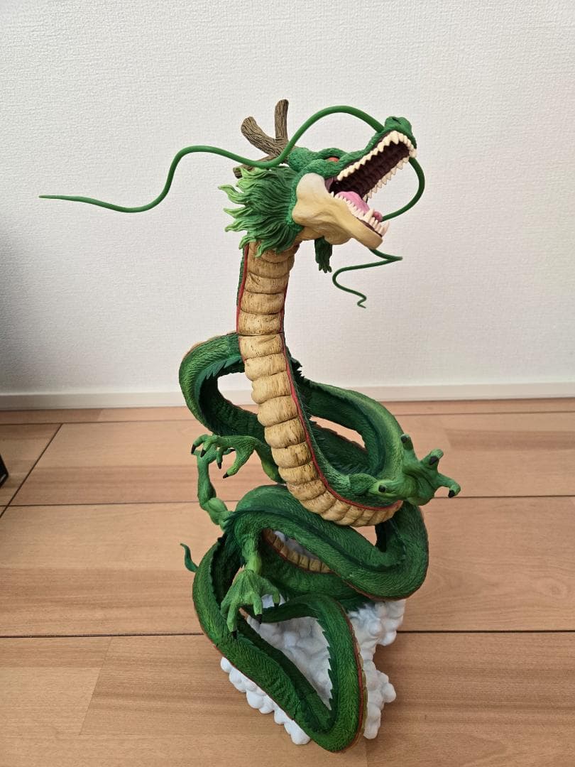 ドラゴンボール　一番くじ　神龍　フィギュア