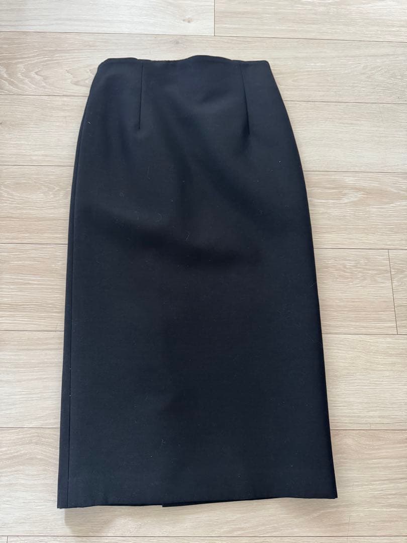【新品】SHE tokyo タイトスカート　黒　36