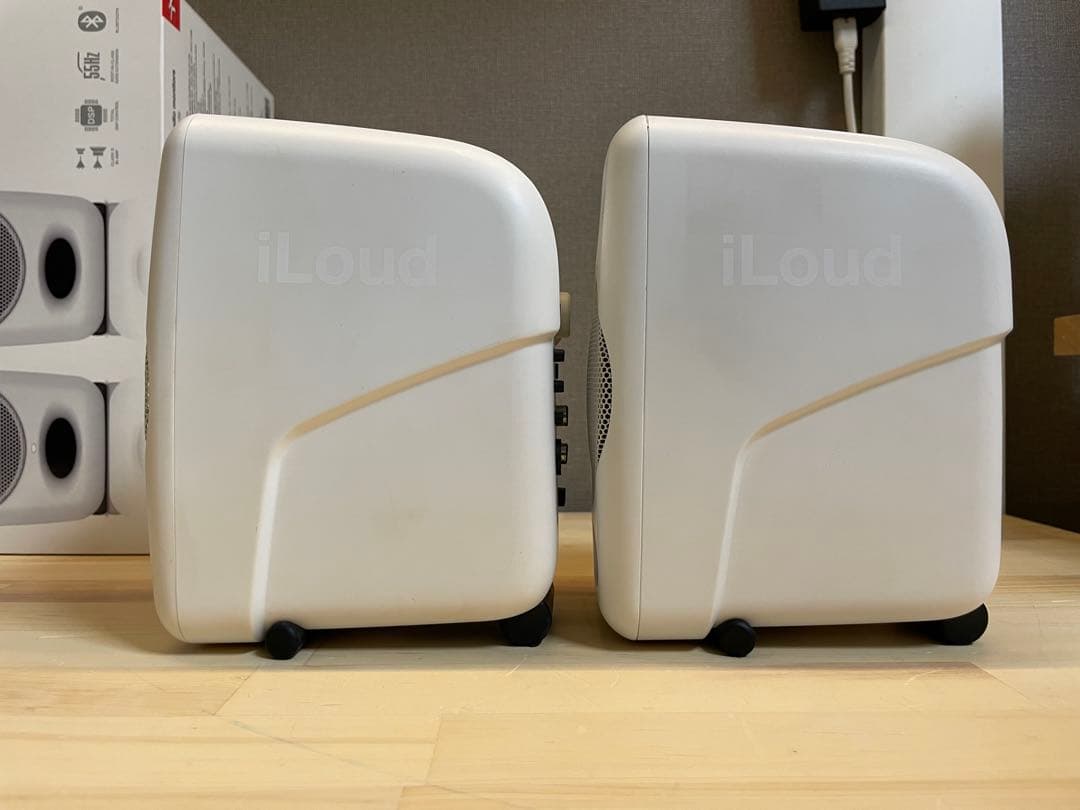 iLoud Micro Monitor ホワイト