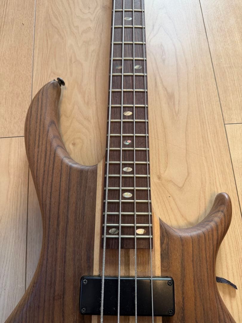 ARIA ProⅡ SB-404 スルーネック エレキベース