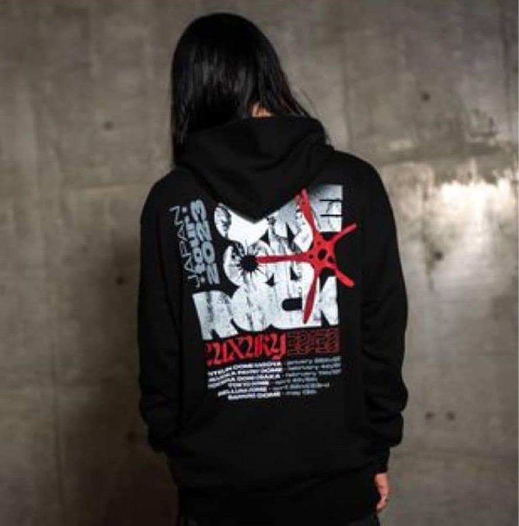 28日迄セール ONE OK ROCK 2023 ロゴ入りプルオーバーパーカー