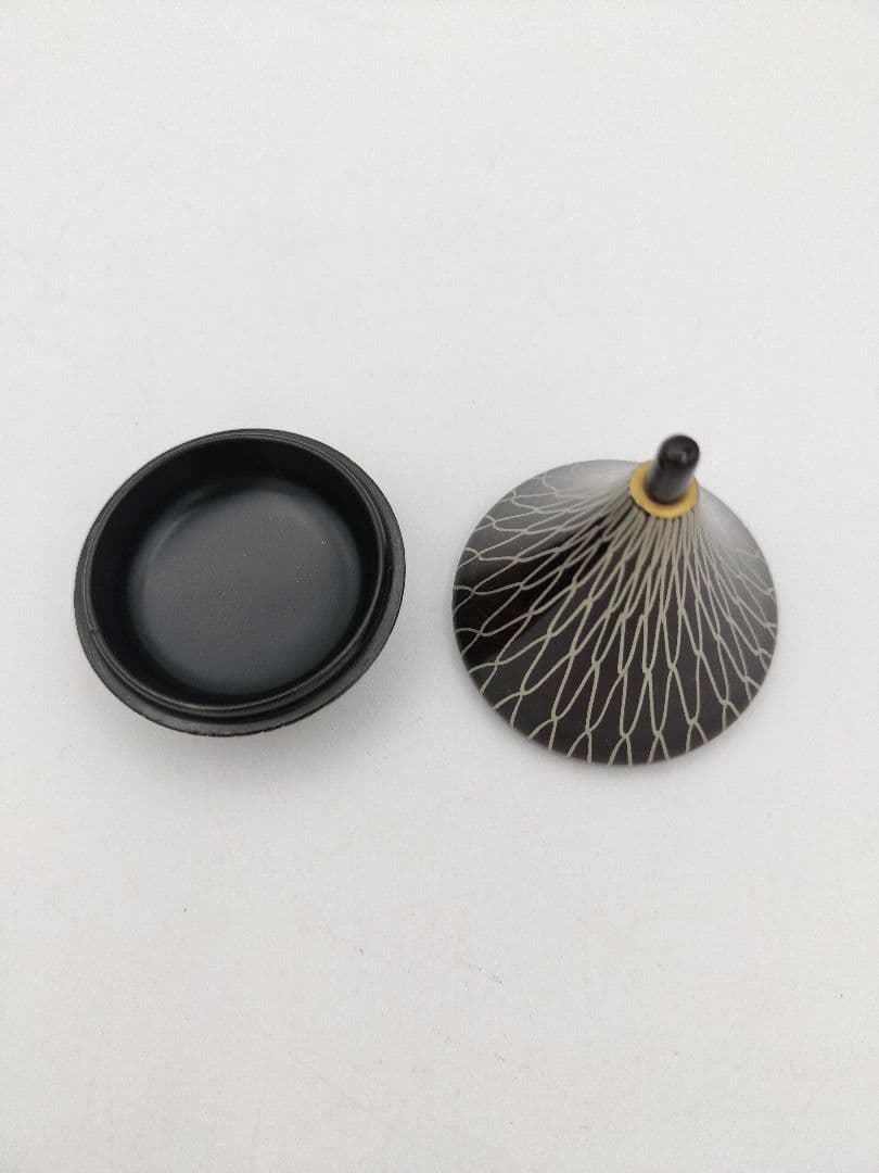 a827 【新品・未使用】干網香合 銀網目 中村湖彩 木箱 茶道具 風炉