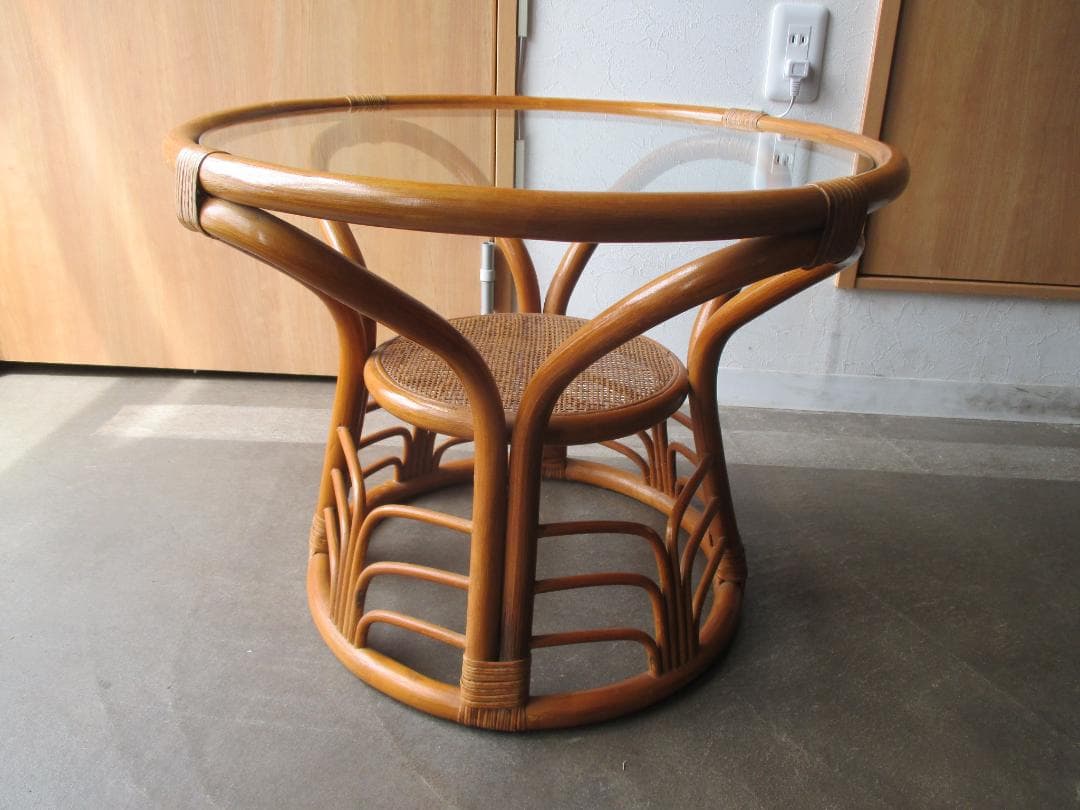 ラタン製■円形ガラステーブル■籐