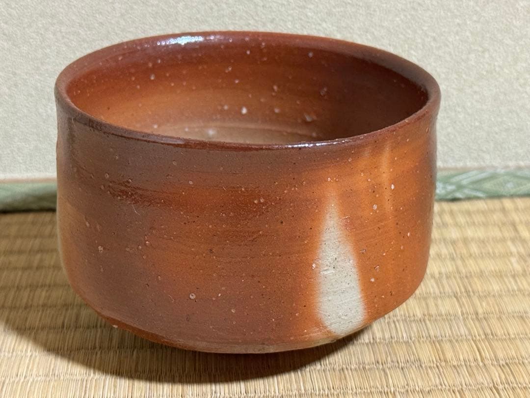 備前焼　人間国宝　山本陶秀　緋襷茶碗