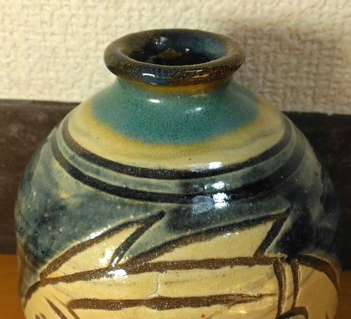 人間国宝 金城次郎 徳利 栞 共箱(本人書付) 美品 笑魚,魚紋徳 壷屋焼