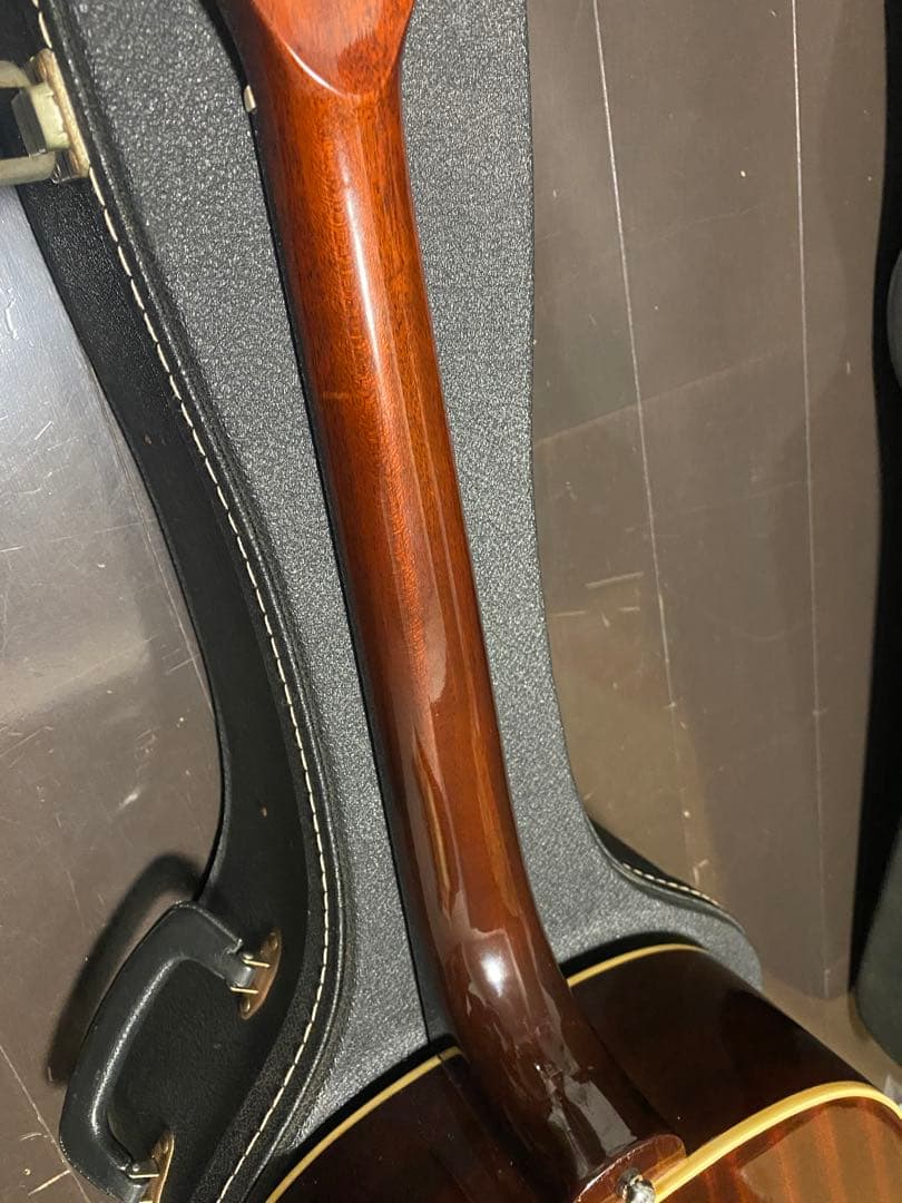 アコースティックギター　burny