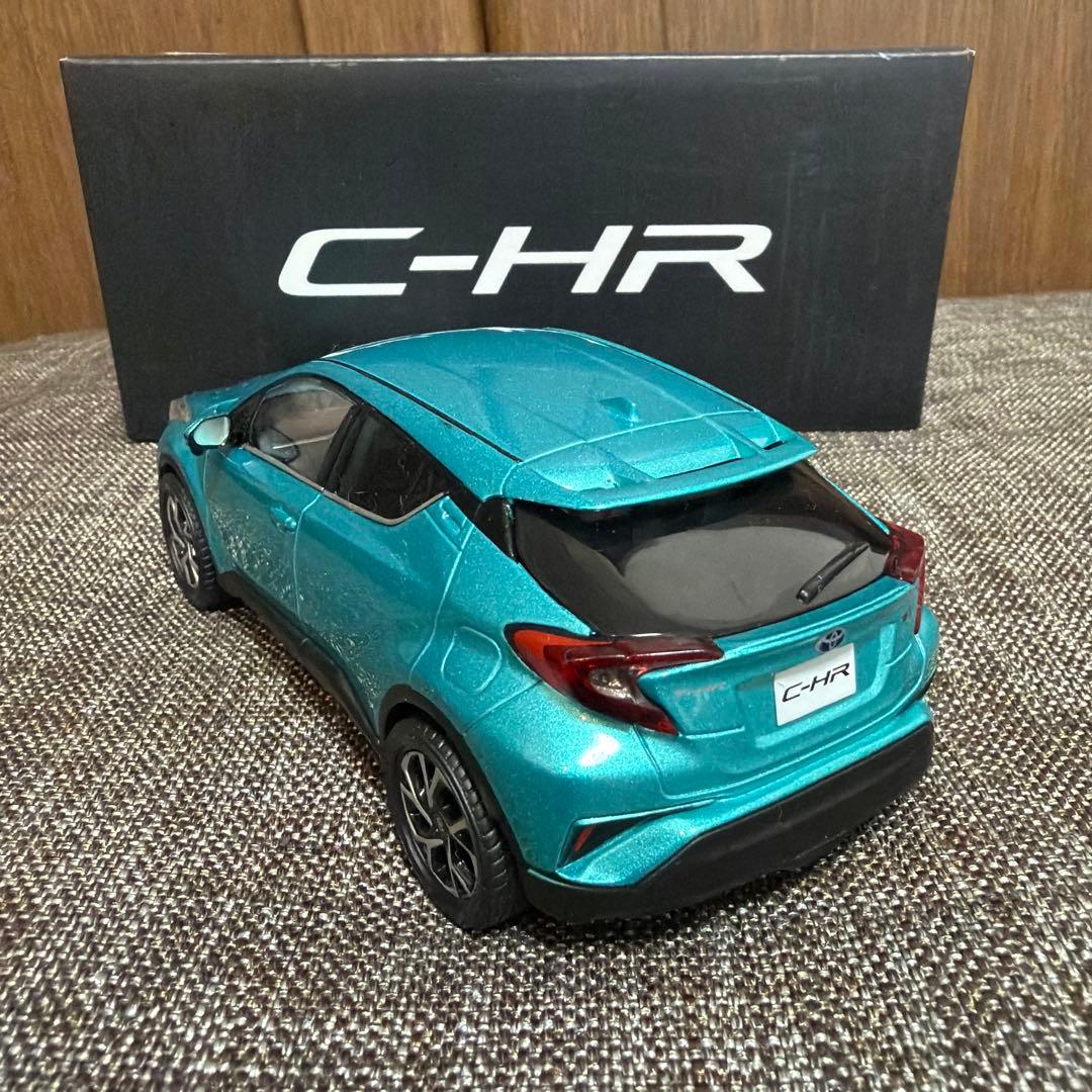 トヨタ　C-HRカラーサンプル