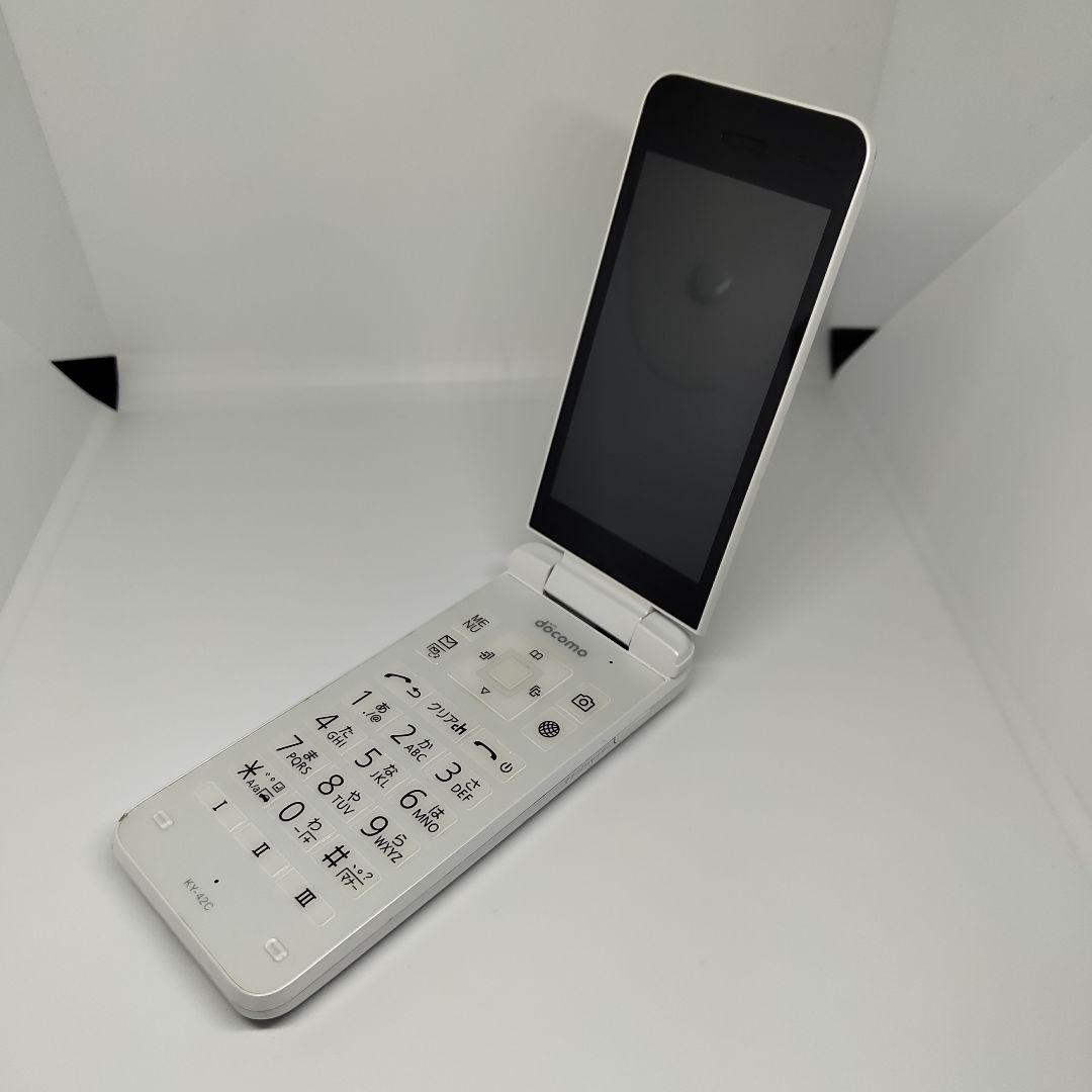docomo DIGNOケータイ KY-42C 折りたたみ ガラホ ホワイト ②