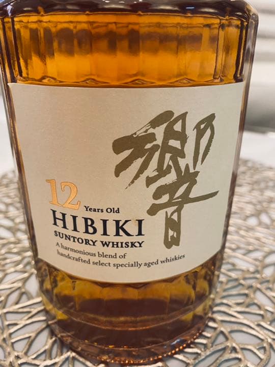 サントリー 響 700ml