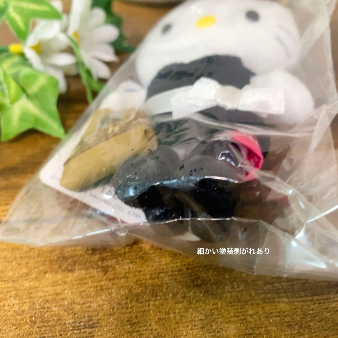 希少　ご当地キティ　東京限定 新宿バージョン　 ぬいぐるみ/根付/ボールペン3点